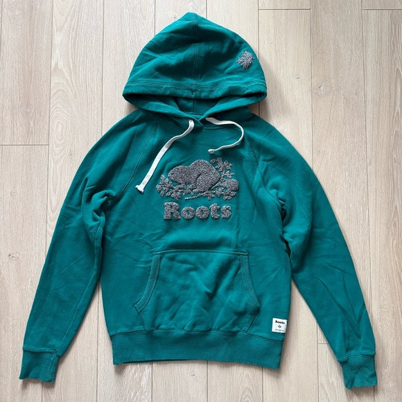 Roots Tops - Roots Kanga Classic Hoodie in Green Women’s Size XS
